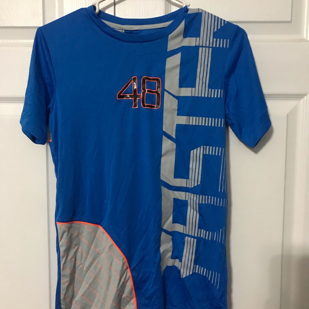 PUMA Boys Shirt Large